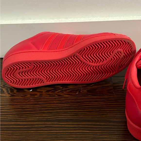 Superstar Triple Red Adidas - Picture 4 of 5